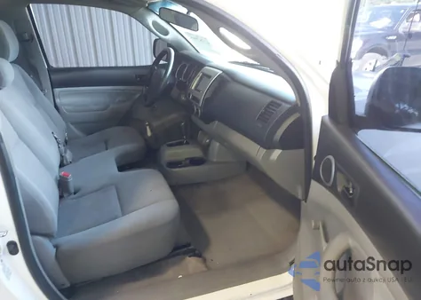 2011 Toyota Tacoma z USA, uszkodzony, nr VIN 5TFNX4CN7BX003620